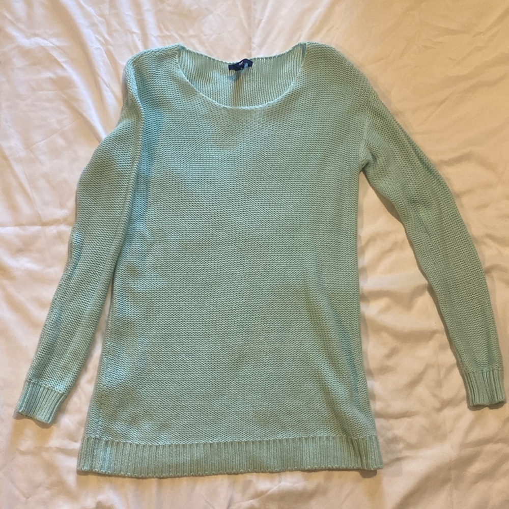 Scoop neck sweater with band at sleeves and bottom